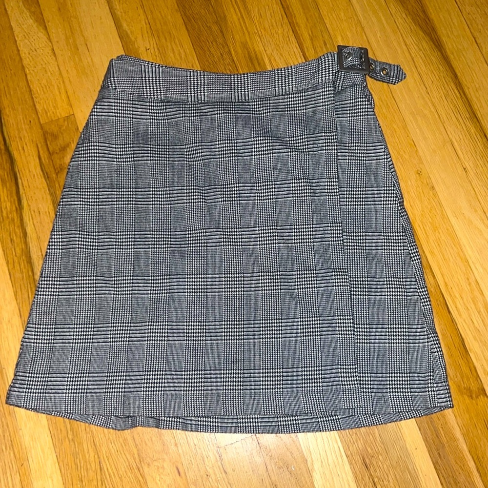 Brandy Melville black and white vintage skirt